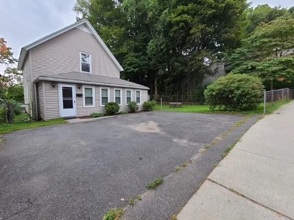 9 Spring St, Turners Falls, MA 01376