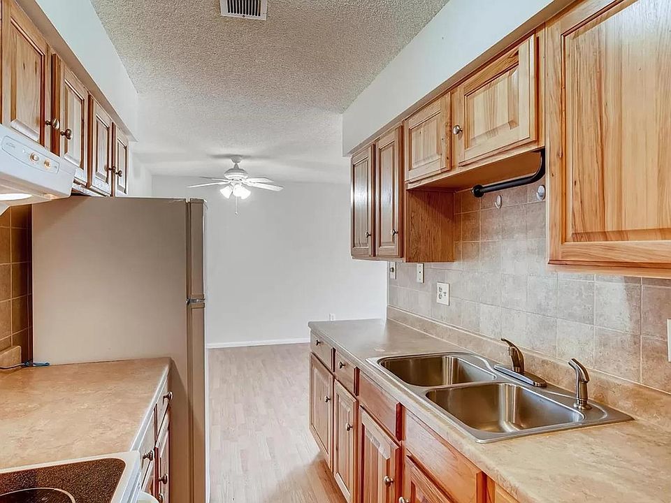 Kitchen & Dinning Room