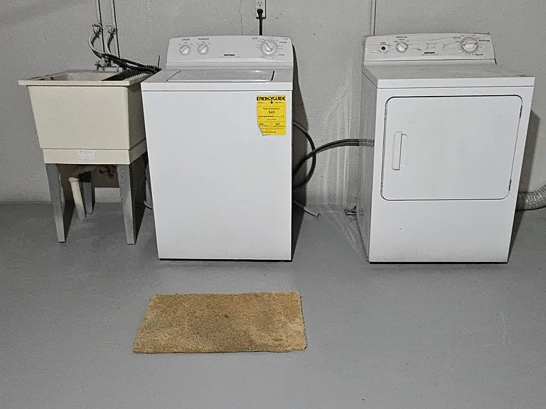 Washer & Dryer