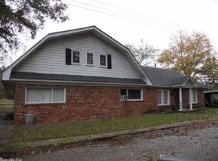 219 Pennington St, Warren, AR 71671