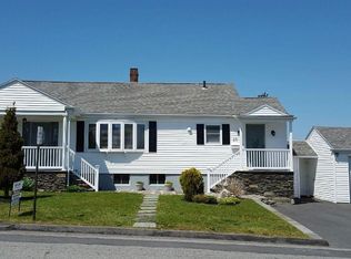 25 Rogers St, Dartmouth, MA 02748