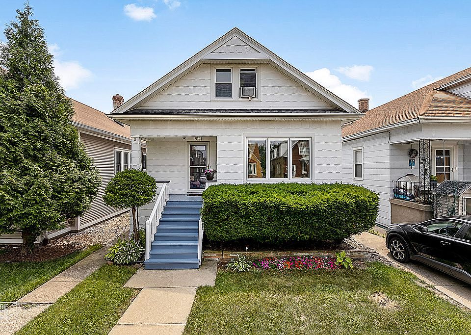 1st image of 5141 W Cornelia Ave
