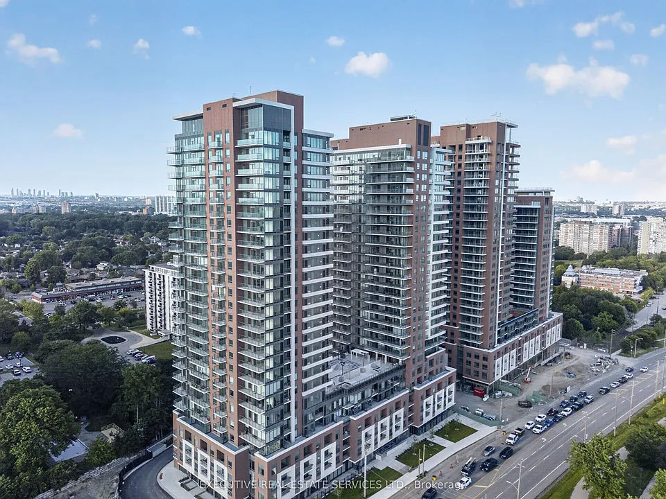 4000 Eglinton Ave W #824