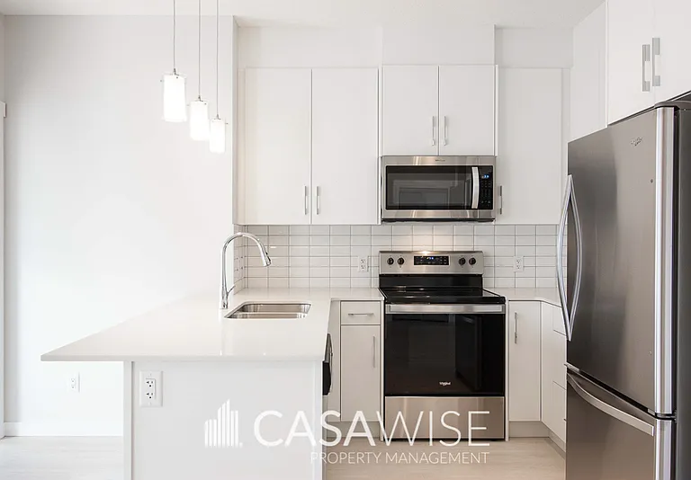 812 Welsh Dr SW #219 — Photo 2