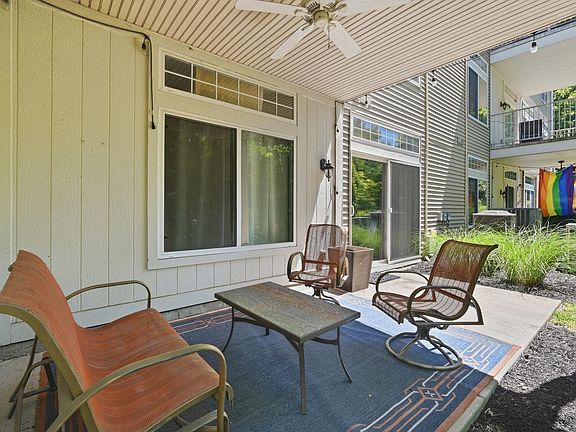 3rd image of 449 Southwind Ln