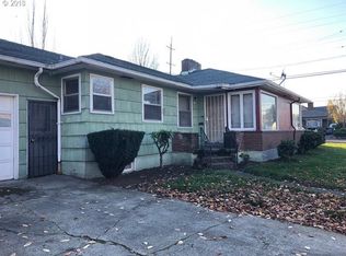 136-138 N Russet St, Portland, OR 97217