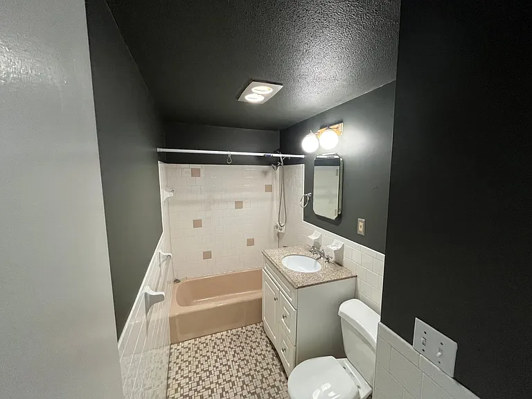 14C Mayberry Dr #11 — Photo 9