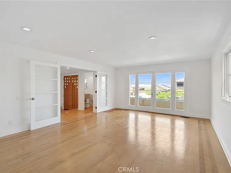 7908 W 81st St — Photo 21