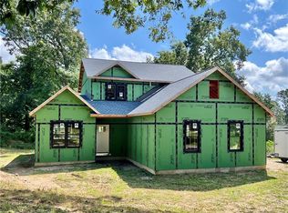 4 Red Oak Ln, Pawcatuck, CT 06379