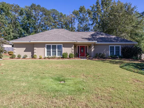 2730 Summerfield Pl, Phenix City, AL 36867