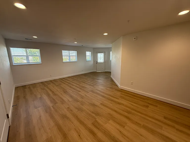 201 Terry St #300 — Photo 11