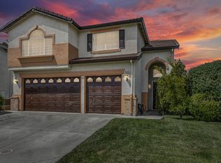 6525 Trailride Way, Citrus Heights, CA