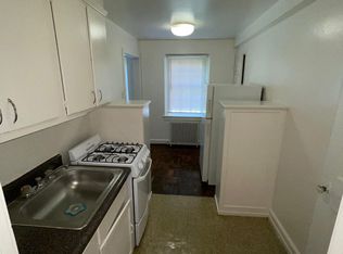 7704 Blair Rd #103, Takoma Park, MD 20912