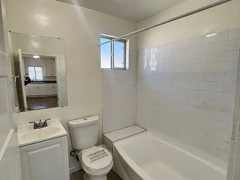 639 E Martin Luther King Jr Blvd — Photo 10