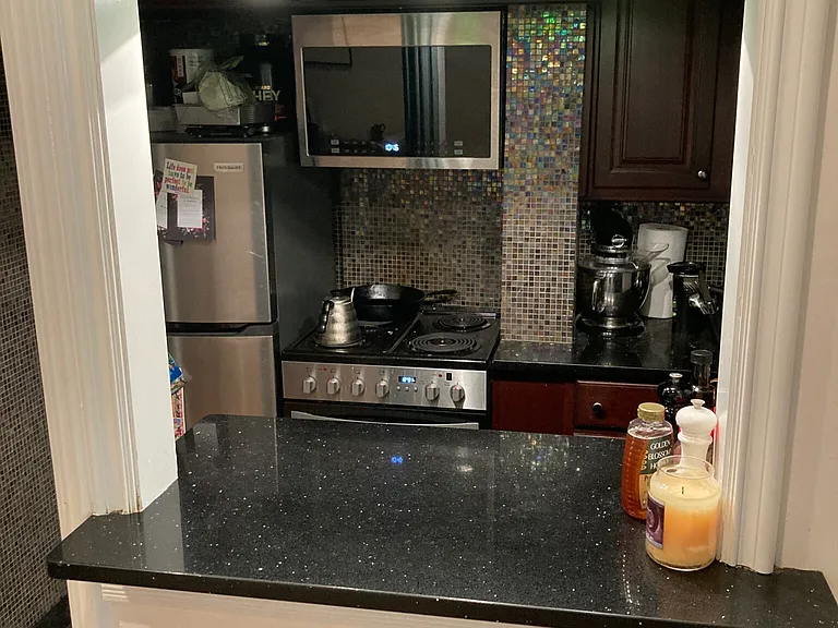 431 Beacon St #1 — Photo 16
