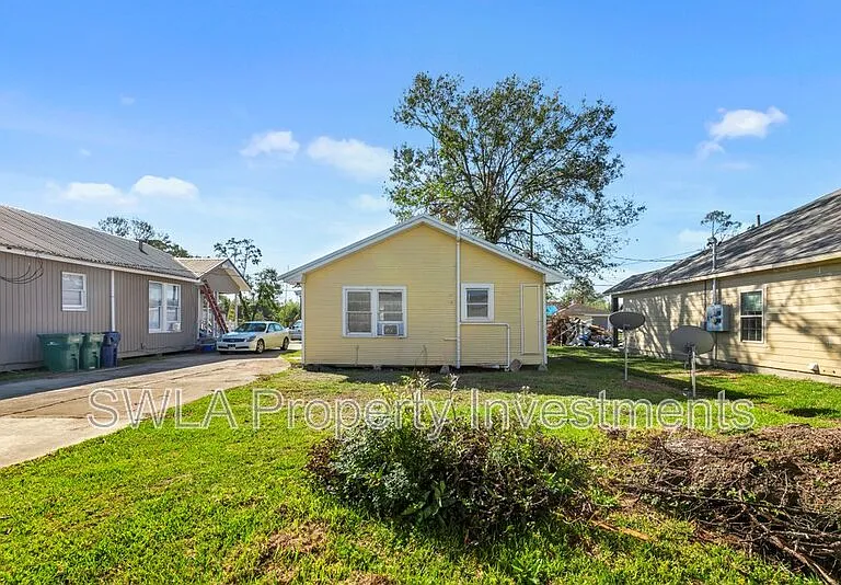 218 E Thomas St — Photo 13