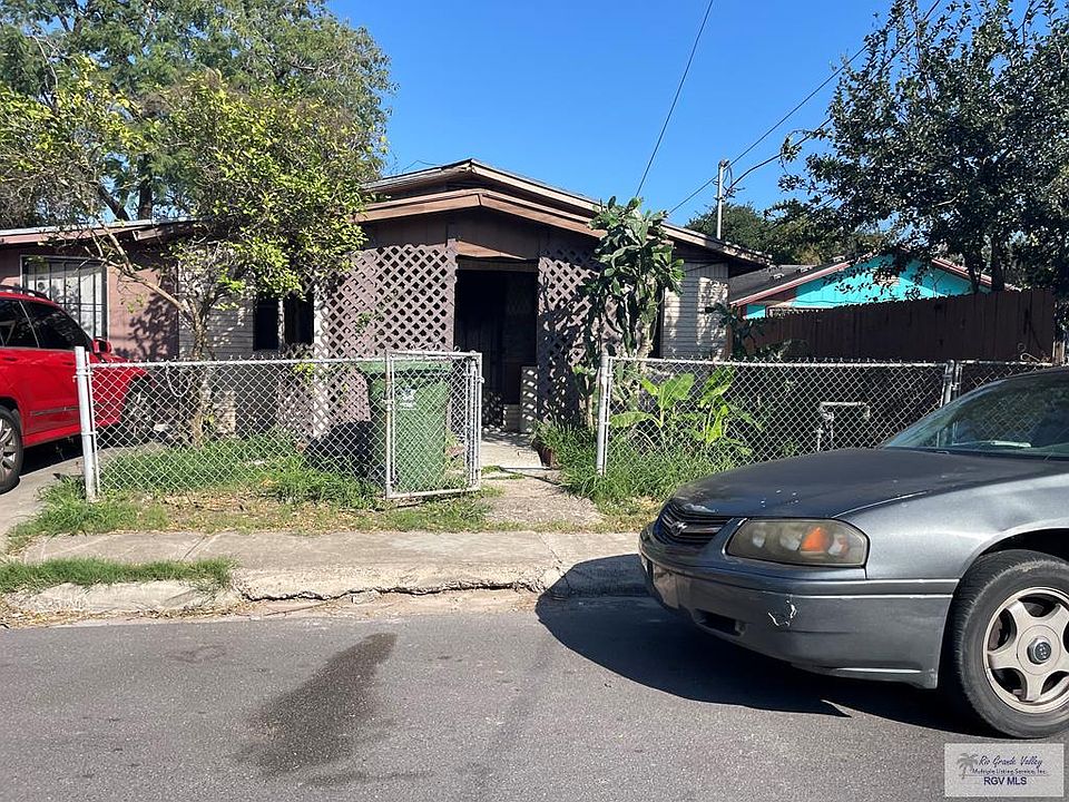 1st image of 1443 Arthur St