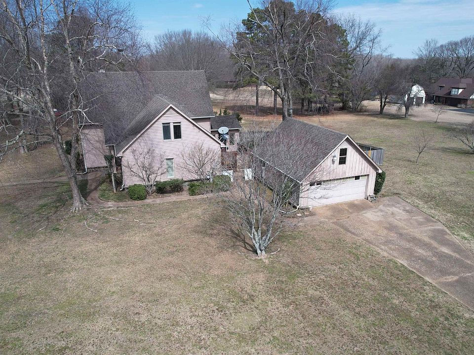 1st image of 4590 Whiteoaks Ln