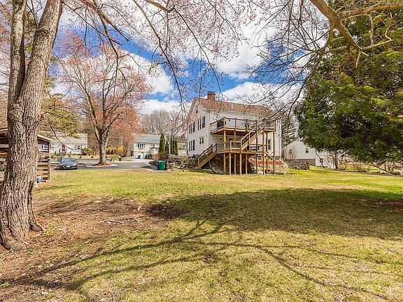 2nd image of 363 Concord Rd