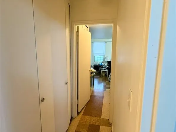 2650 Ocean Parkway image 15 of 24