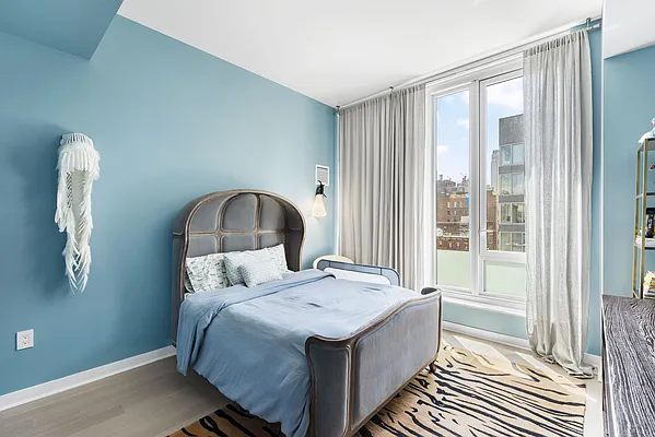 Rented by Compass | media 65