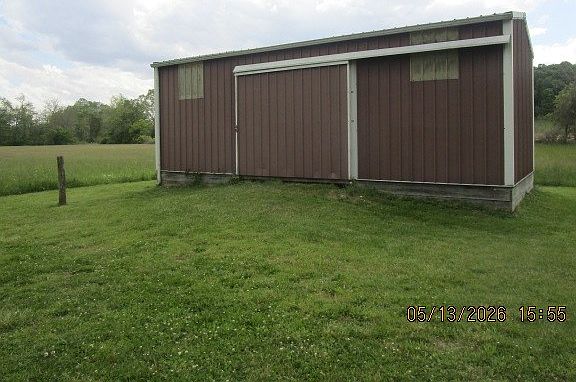 5th image of Graves Rd