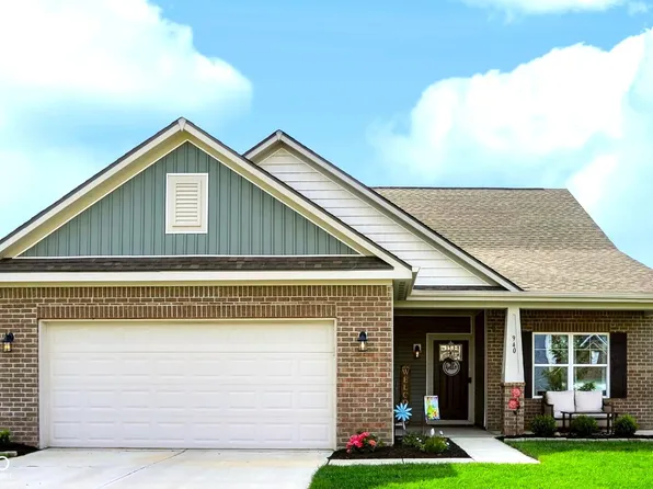 940 Borealis Dr, Franklin, IN 46131