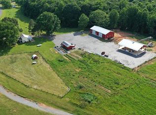 541 Allens Lake Rd, Dillwyn, VA 23936