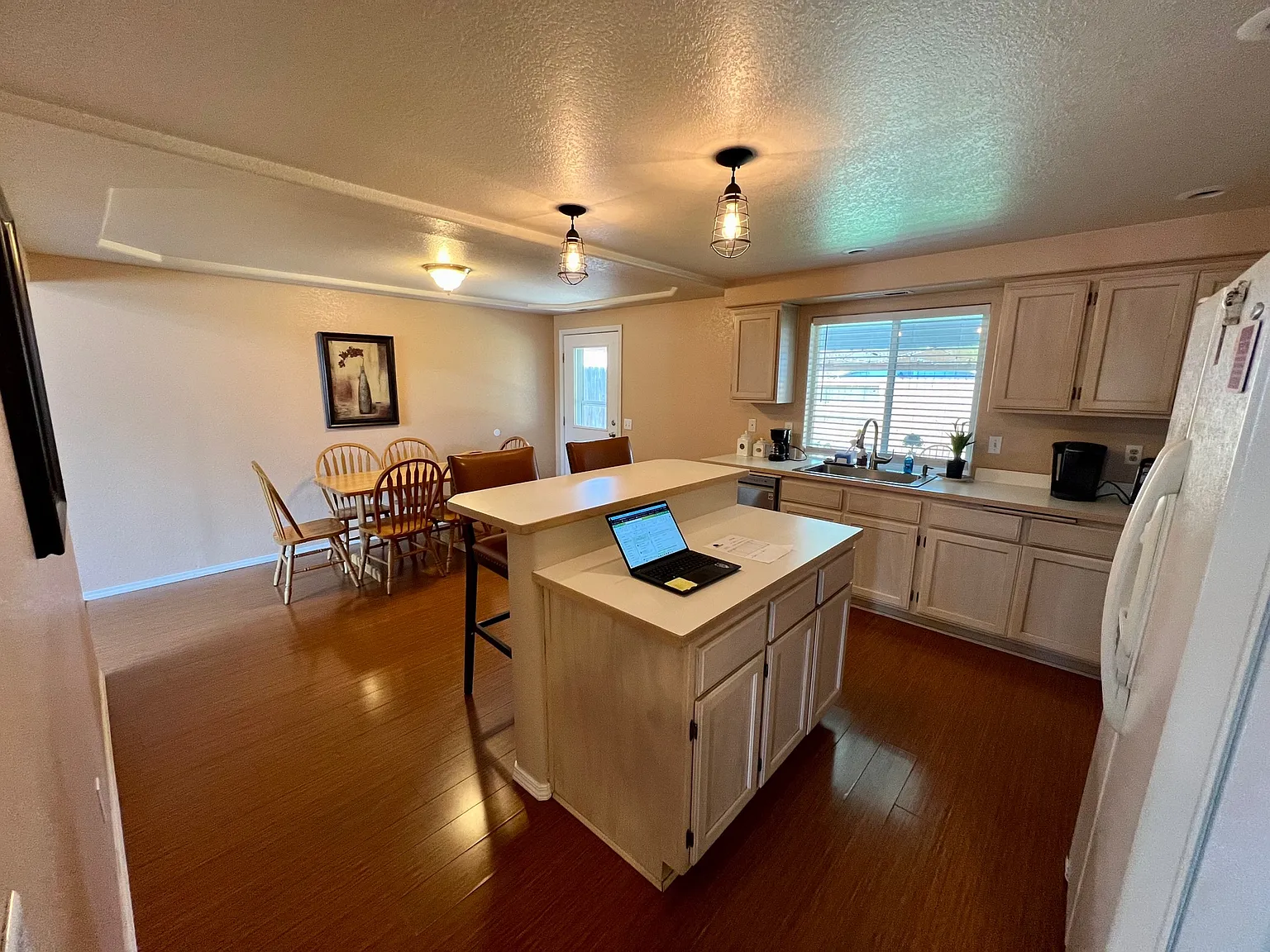 544, ID #, 1610 Warren Way - 1 — Photo 4