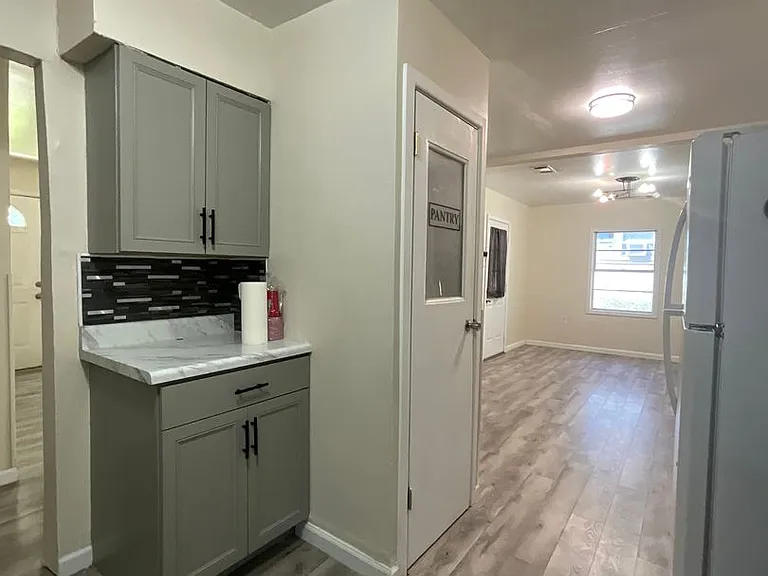 1314 Oak Dr — Photo 9