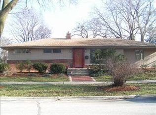 651 Maple Ave, Downers Grove, IL 60515