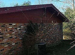 591 Magnolia Rd, Laurel, MS 39443