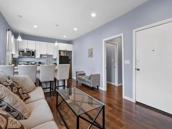 705 8th Street image 4 of 34