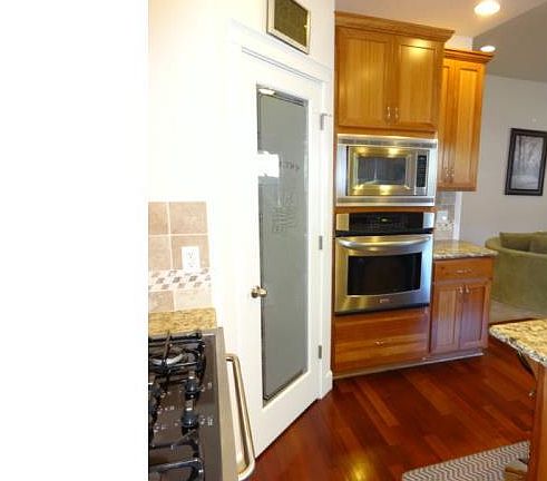 5th image of 12111 NW 41st Ave