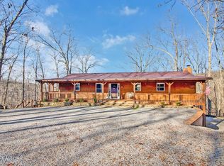 1375 NW Back Bone Rd, Sparta, TN 38583