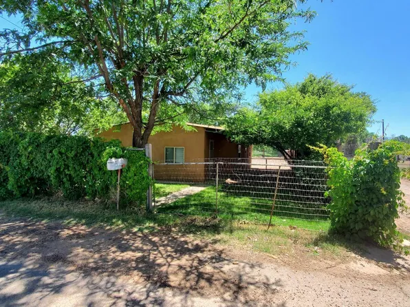 17 San Fernando Rd, Peralta, NM 87042