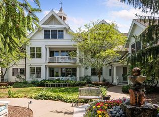 205 Mill St #S205, Excelsior, MN 55331