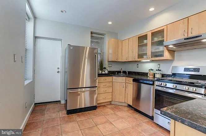 512 S Milton Ave — Photo 10