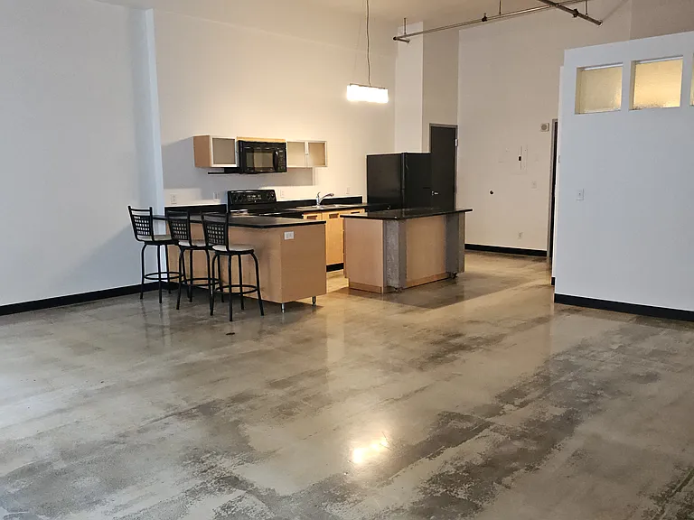350 Saint Peter St #419 — Photo 3