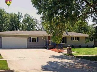 1015 W Sunset Dr, Milton, WI 53563