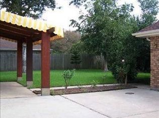 35 Chateau Rothchild Dr, Kenner, LA 70065