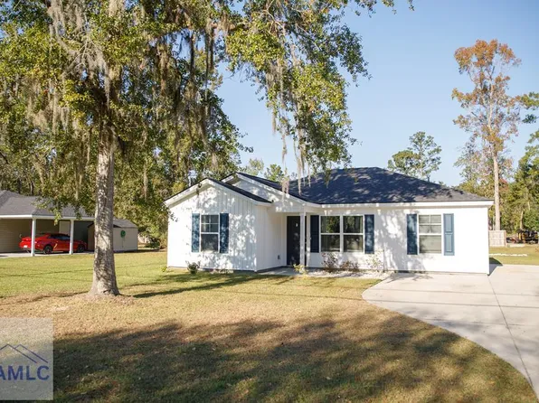 633 S Macon St, Ludowici, GA 31316