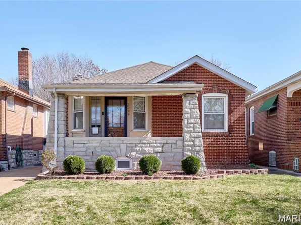 3999 Dover Pl, Saint Louis, MO 63116