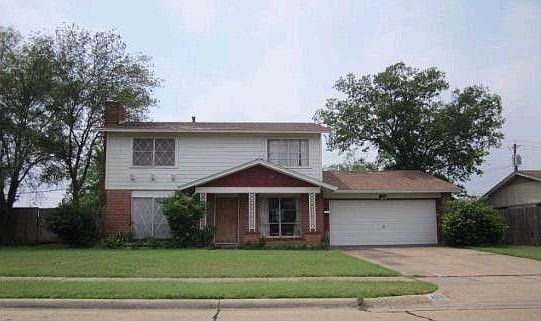 1st image of 4002 Longleaf Dr