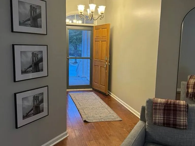377 Sandleton Way — Photo 5