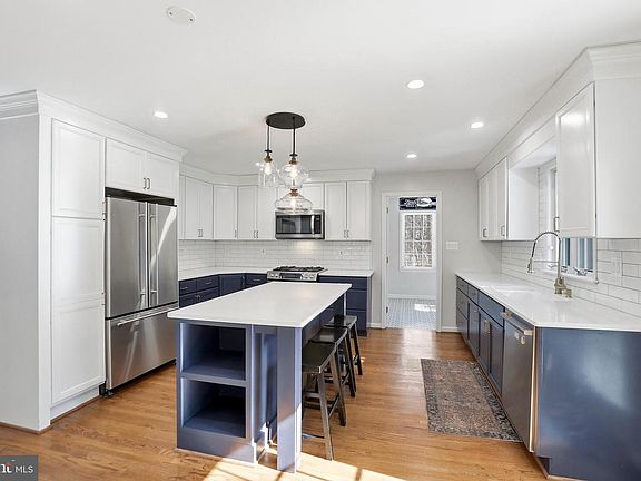 5th image of this home