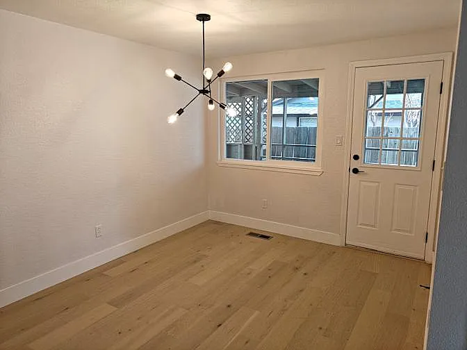 5290 Echo Ave — Photo 4