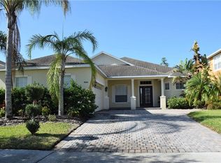 9084 Lake Avon Dr, Orlando, FL 32829