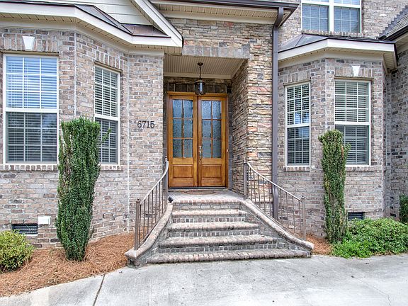 3rd image of 6715 Breeze Point Dr