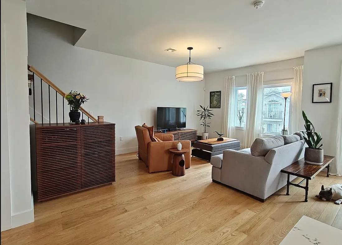 3 bed, 2.5 bath, $3,795 — Photo 2
